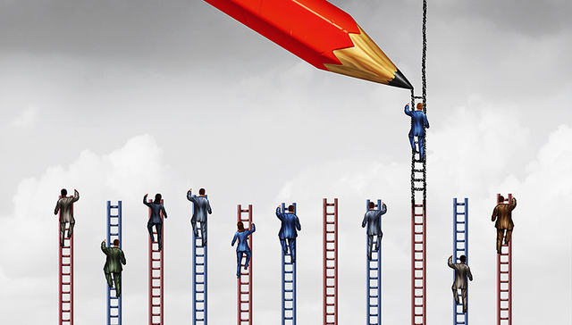 努力回归大本营的金融街 业绩持续增长是个考验