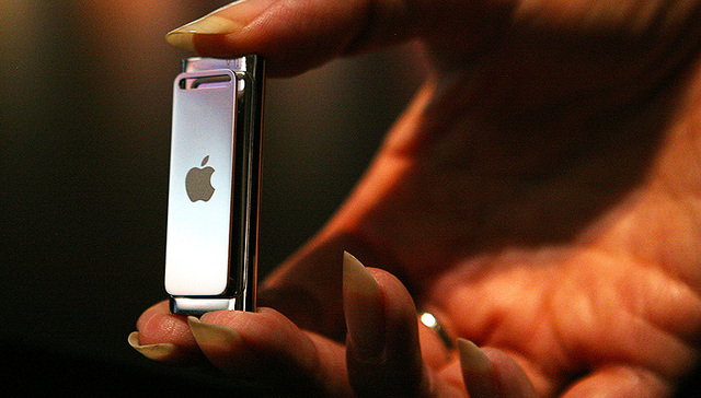 iPod,苹果官方,苹果零售店,Shuffle,nano,Cares,苹果公司,苹果产品,时代终结