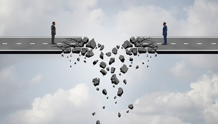 爱建集团；银行；金融混业