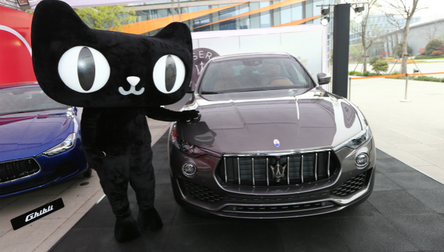 手握750芝麻信用分 你不如先去天猫自动贩卖机上买辆车