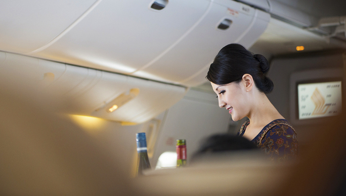 新加坡航空公司,国泰航空,空乘