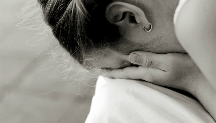 快手回应父亲涉嫌猥亵女童事件 但儿童性别意识怎样守护都不为过