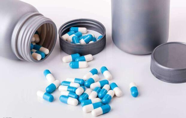 药品准入首次国家谈判 2万元一支抗癌药降到7600元