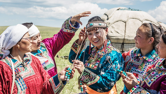 民族区域自治制度,民族问题,中国共产党,短板,正确道路,民族自治地方,差距,造血功能,基本政治制度