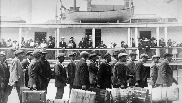 择优录取遭热议 美国移民政策如何演变至今？