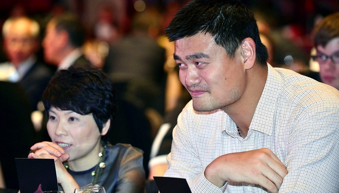 【体育明星日常】姚明邓亚萍跨界PK 帕奎奥开启中国行