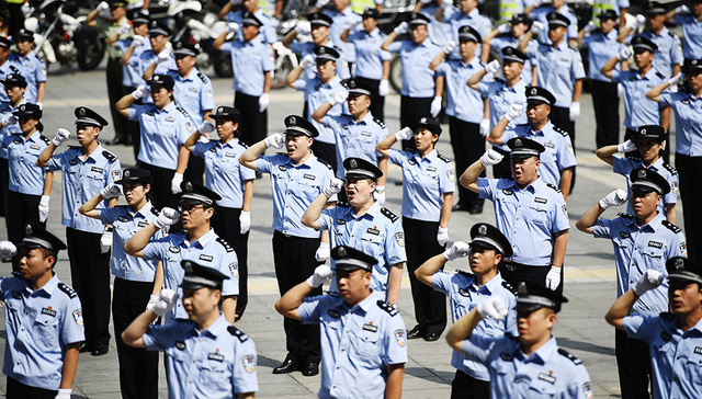 警务室,掌上,零距离,社区居民,视频,夫妻吵架,时长,进水,播放