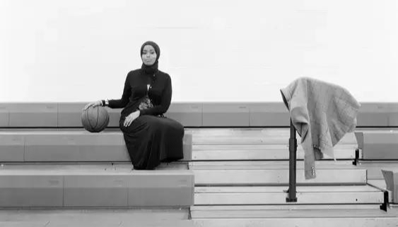 马格南摄影师镜头下 索马里女人在美国生活的现状