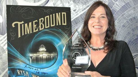 【专访】美国作家瑞萨·沃克：我真不觉得有什么唯一的真爱和命中注定