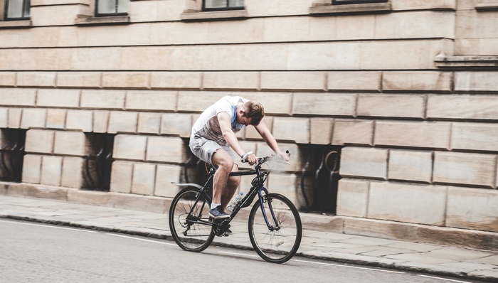 共享单车浪潮突袭：自行车产业格局重构
