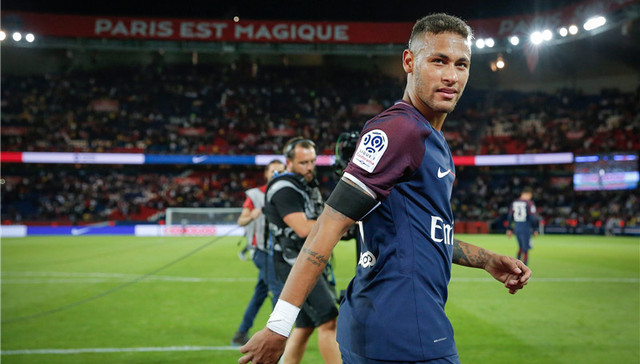 欢迎来到巴黎！内马尔的表演才刚刚开始