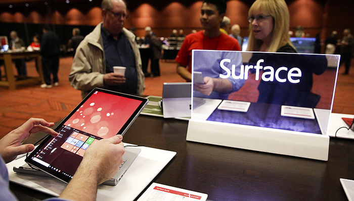 微软,Surface平板电脑,巨头