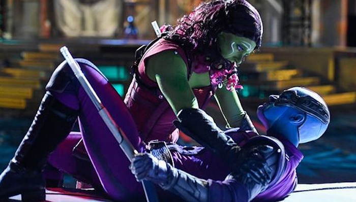 每天都扮演女性超级英雄是什么体验？