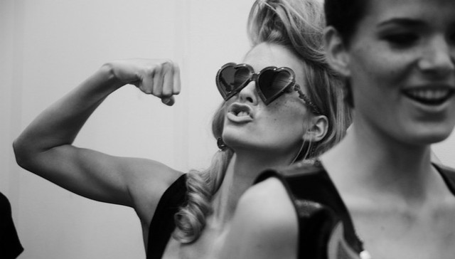 男人开始坐冷板凳？ 因为姑娘们越来越喜欢自己花钱买珠宝了