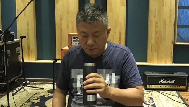 赵明义,保温杯,黑豹乐队,演唱会主办方,新歌,热议,摇滚乐,法制晚报,音乐,演唱会门票