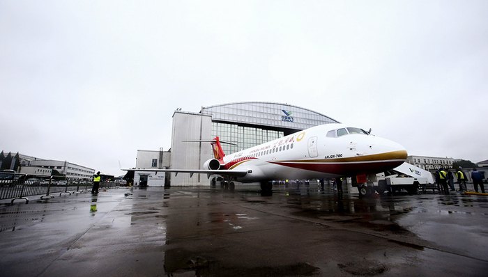 商飞,鹰联,1970年,财经,航线网络,民营航空公司,客服,维修保障能力,支线客机,上海吉祥