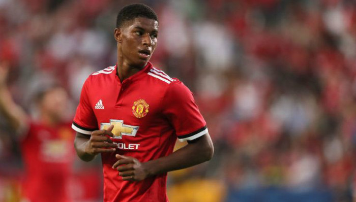 卢卡库坐镇+伊布回归 拉什福德难坐稳曼联中锋