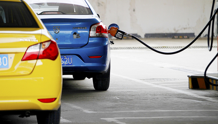 油价公告板,原油,成品油,油价