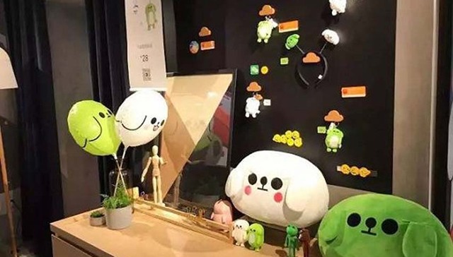 微信,WeStore,HR,周边产品,红包,IP,Line,腾讯,群众基础,内存容量