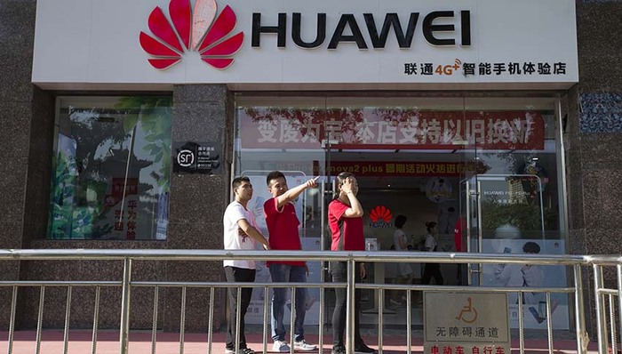 华为手机,云化,定制机,出售手机业务,BrandZ,华为公司,利润,运营商,智能手机,vivo