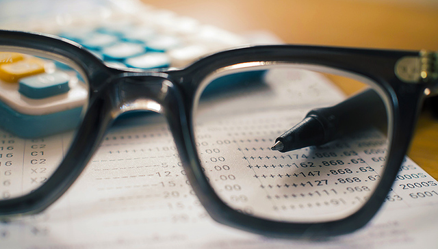 “忽悠式”重组