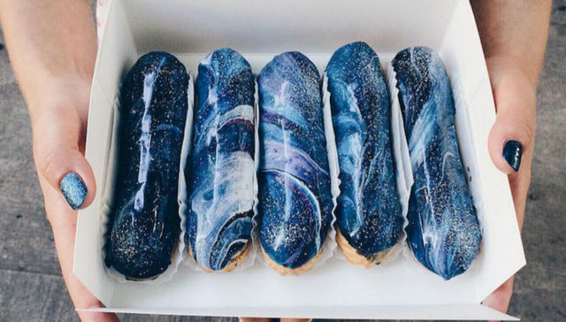 颜值爆表的星空泡芙，不忍心下口啊