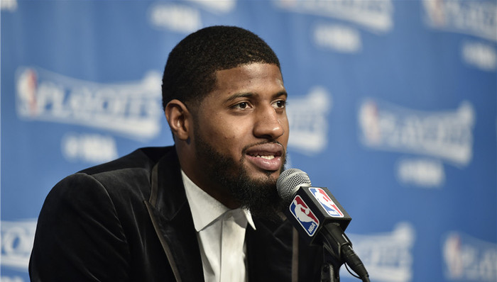 【体育晚报】湖人涉嫌违规引诱遭50万美元重罚 巴萨1.5亿终极报价库蒂尼奥