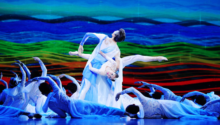 艺术家,艺趣,潜质,风情,文艺演出,文艺晚会,莫斯科之窗,琴键,俄罗斯总统,惠安女