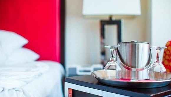 自查后，洲际酒店正式回应“不洗床单事件”并对测评机构公开呼吁