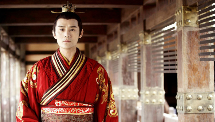 正午阳光勇“断臂” 制片公司切割艺人经纪是否会成潮流？