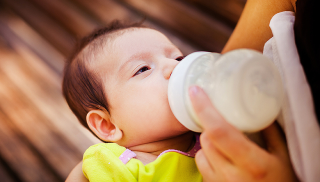 央视曝光海淘奶粉60%不合格   但为何消费者还趋之若鹜