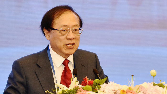 对话姚期智：如何塑造中国著名的计算机界“姚班”传奇