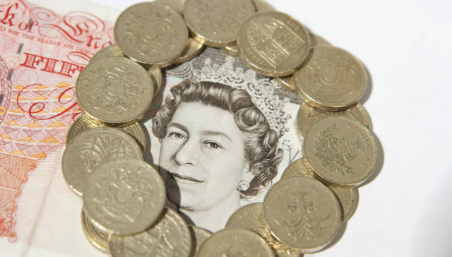 英国,大学校长,薪酬,管控