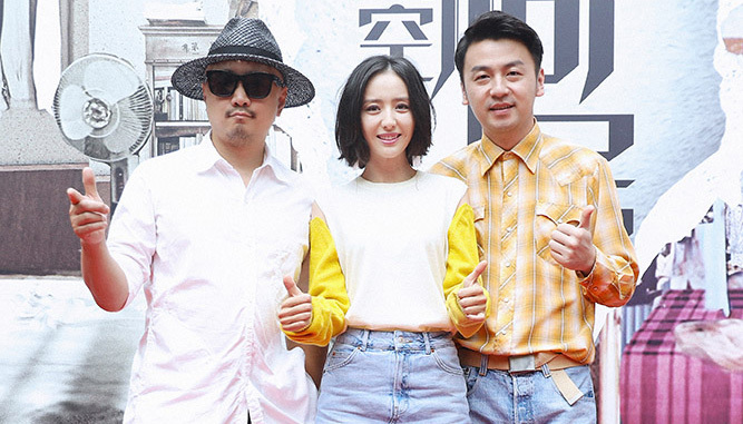 影讯 | 徐峥监制《超时空同居》《旋风女队》为教师节献礼