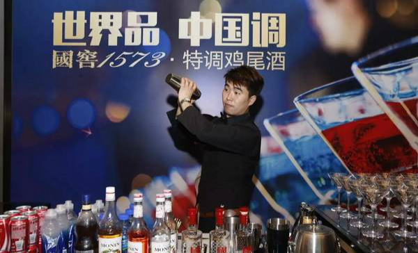 泸州老窖要去美国建公司 新型中式白酒能否打动老外？