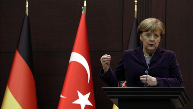 德外长强硬表态对土军售 默克尔第二天就改口