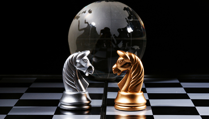 顺丰控股；中集电商；快递柜；菜鸟