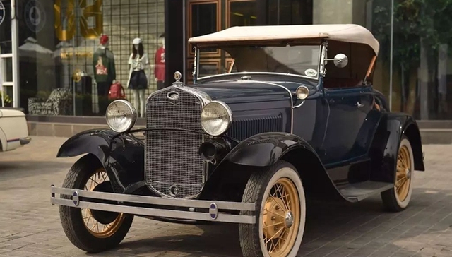 别吹牛！这些老爷车你认识几个？