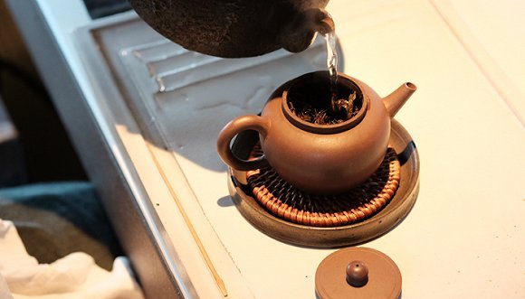 制茶人与事茶人的茶汤，一种本质与一种气质