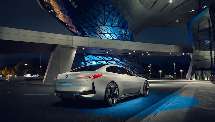 遭集体呛声 支持禁售传统燃油车的默克尔与德国车企掰了？