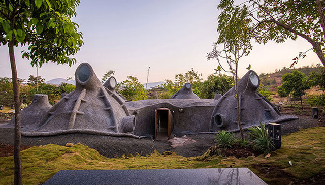 Gumpha,洞穴,冥想,House,建筑设计师,游客,Shailesh,Devi,墙面