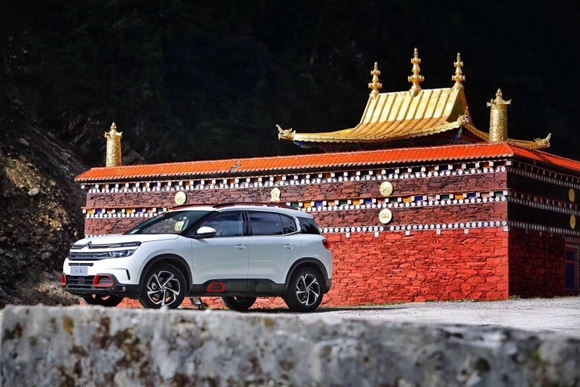 为了带来改变 东风雪铁龙在中国市场上率先推出了一款全球战略车