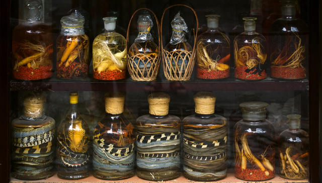 凉茶兑白酒=药酒？ 广药要和五粮液合作推保健酒