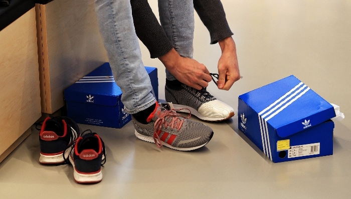 阿迪达斯,运动品牌