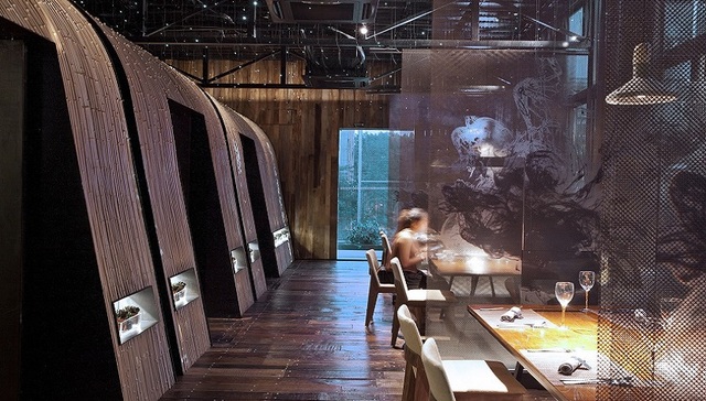 餐厅,吉拉多,自然元素,创意,浮岛,鳗鱼饭,私密性,木地板,魅惑,兼容