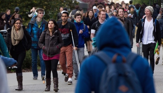 加拿大国际学生数量激增 主要因为国家稳定、政策支持