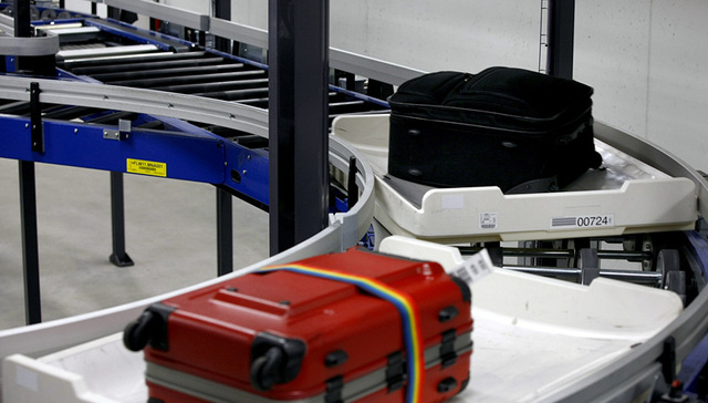 澳大利亚出现快闪乘机手续柜台 方便旅客托运也减轻机场压力