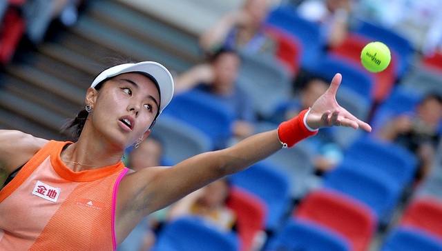 【体育晚报】王蔷胜美网新科冠军 UFC中国赛揭晓对阵