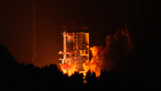 风云四号交付使用 微信启动地球背景图将换成中国卫星成像图