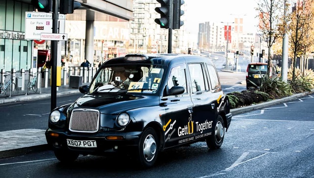 伦敦推出走固定线路的出租车 适合著名景点一日游